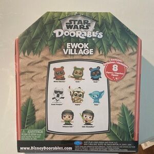 Star Wars Doorables Ewok Village Playset with Blue and Brown Figures